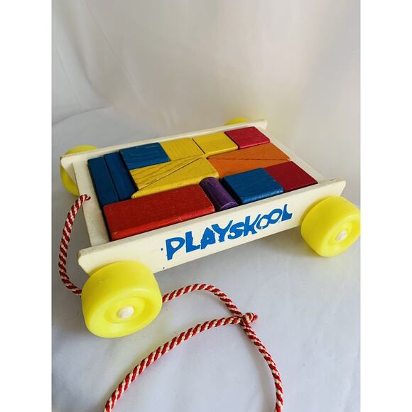 Vintage 1980's Playskool Cart Wagon Pull Toy with Wooden Blocks - Picture 5 of 7
